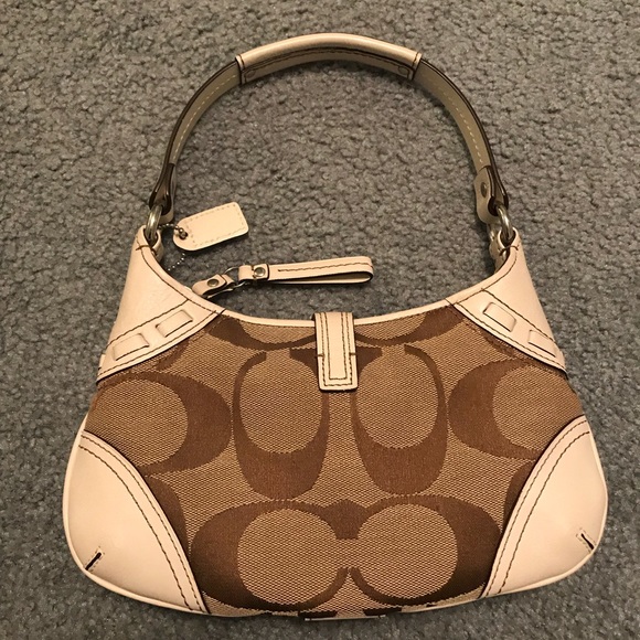 Coach Crossbody - Picture 2 of 3